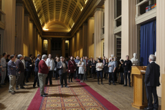 Konferencijos dalyviai Edinburgo universiteto senosios bibliotekos salėje (2)